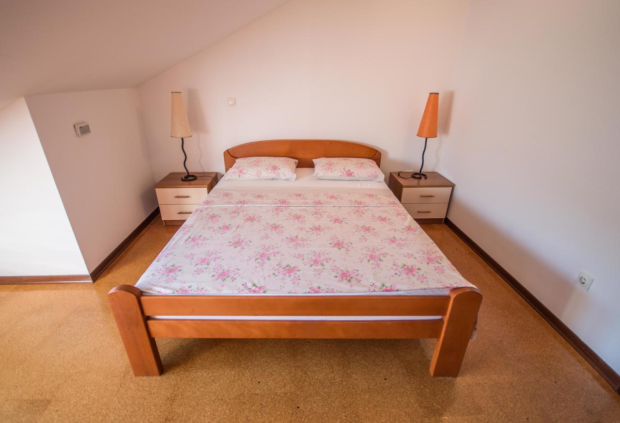 Apartment Kiwi Котор Екстериор снимка